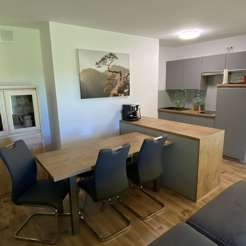 Apartament 4-osobowy Superior z widokiem na góry z 1 pomieszczeniem sypialnianym (możliwa dostawka)