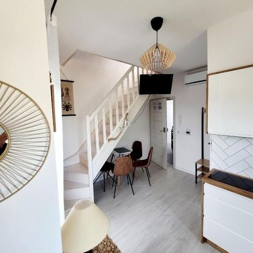 Apartament 6-osobowy Deluxe z 2 pomieszczeniami sypialnianymi