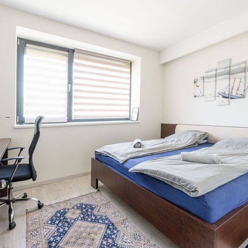 Apartament la etaj cu vedere spre parc cu 2 camere pentru 4 pers.