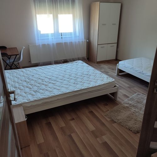 Apartament 12-osobowy 