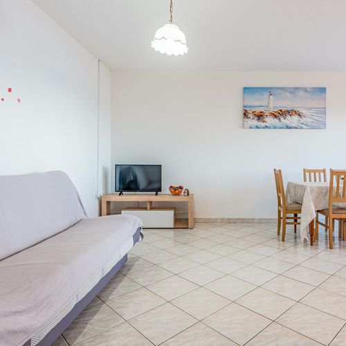 Apartament pentru 4 pers. (se inchirieaza doar integral)