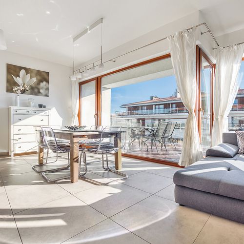 Apartament 6-osobowy 