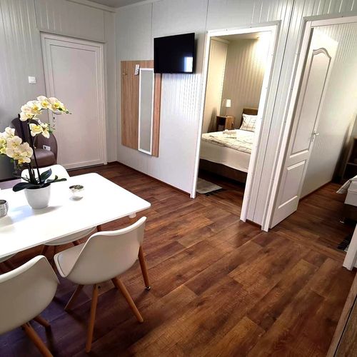 Apartament familial(ă) cu baie cu 2 camere pentru 4 pers. (se poate solicita pat suplimentar)
