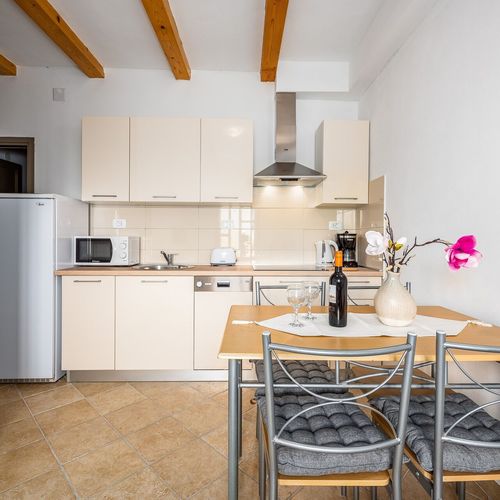 Apartament 2-osobowy z 1 pomieszczeniem sypialnianym (możliwa dostawka)