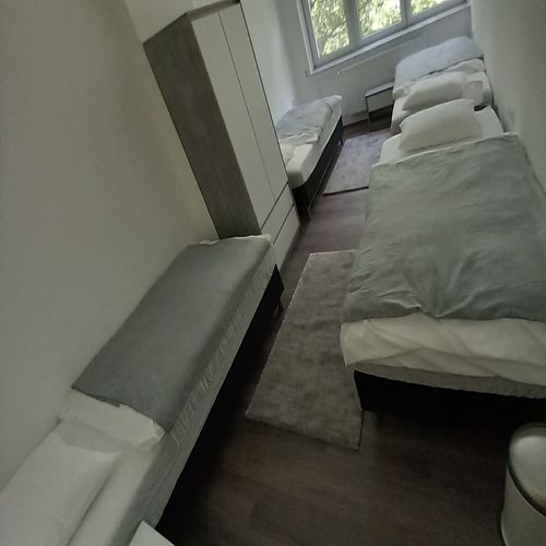 Se společnou kuchyňkou Pokoj pro 4 os. na poschodí