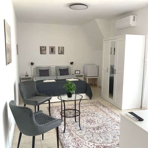 Camera dubla superior cu balcon