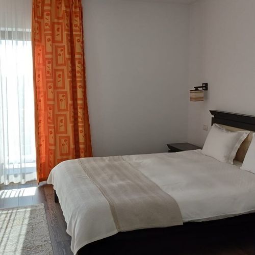 Camera dubla cu balcon cu panoramă