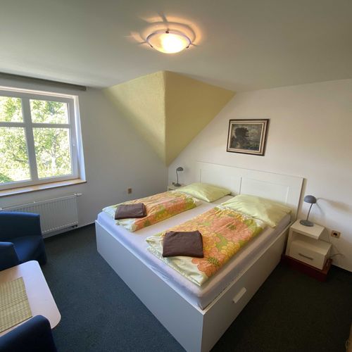 Apartman se sprchou se společnou kuchyňkou pro 4 os.