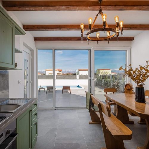 Willa 8-osobowy Lux z tarasem