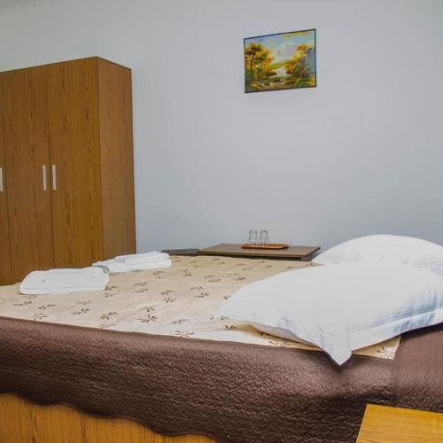 Family Pokoj s manželskou postelí (s možností přistýlky)