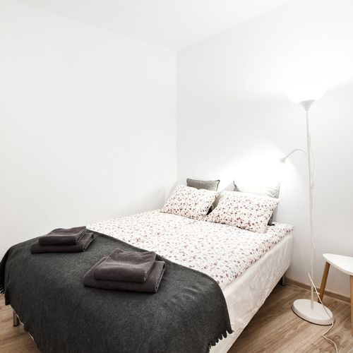 Apartament pentru 4 pers. (se inchirieaza doar integral)