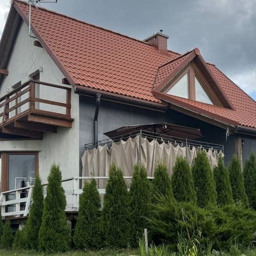Casă de vacanță întreaga unitate cu vedere spre lac pentru 10 pers. (se inchirieaza doar integral) (se poate solicita pat suplimentar)