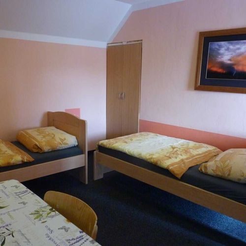 Pokój 3-osobowy z prysznicem z aneksem kuchennym