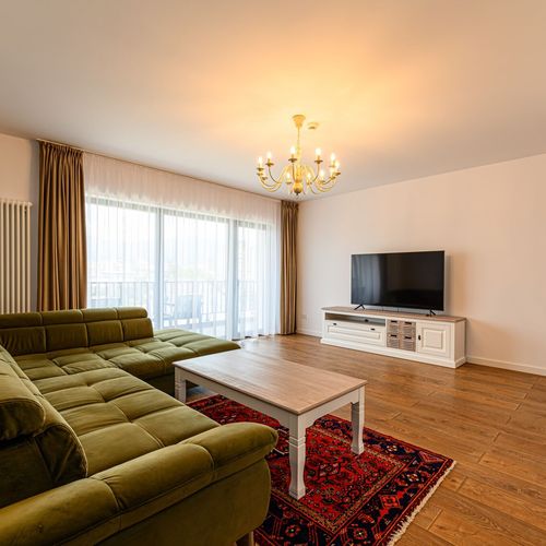 Apartament 4-osobowy King z balkonem z 2 pomieszczeniami sypialnianymi