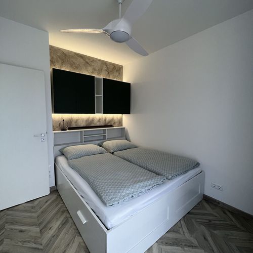 Vilă mansardă design pentru 6 pers. (se inchirieaza doar integral)