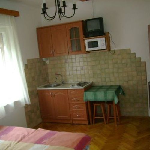 Apartament 2-osobowy na parterze typu Twin z 1 pomieszczeniem sypialnianym (możliwa dostawka)