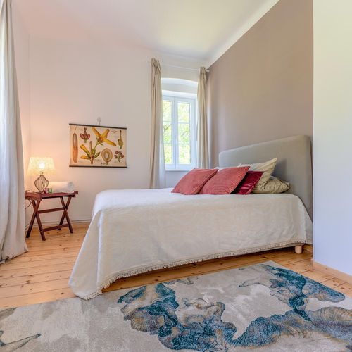 Apartament pentru 7 pers. (se inchirieaza doar integral)
