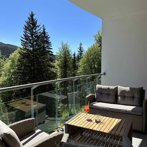 Apartman s balkónem  s manželskou postelí s 1 ložnicí (s možností přistýlky)