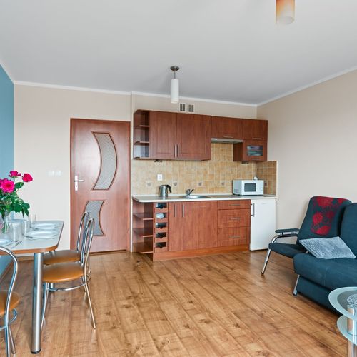 Apartament cu balcon cu 2 camere pentru 6 pers.