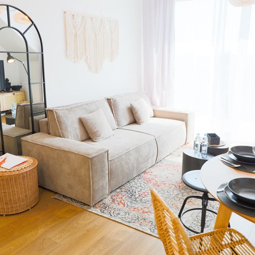 Apartament 4-osobowy Lux z balkonem z 2 pomieszczeniami sypialnianymi