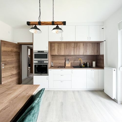 Apartament premium întreaga unitate cu 4 camere pentru 8 pers.