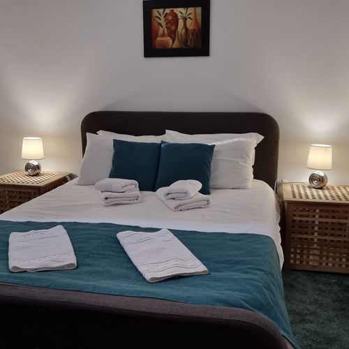 Apartament la etaj cu balcon cu 2 camere pentru 4 pers.