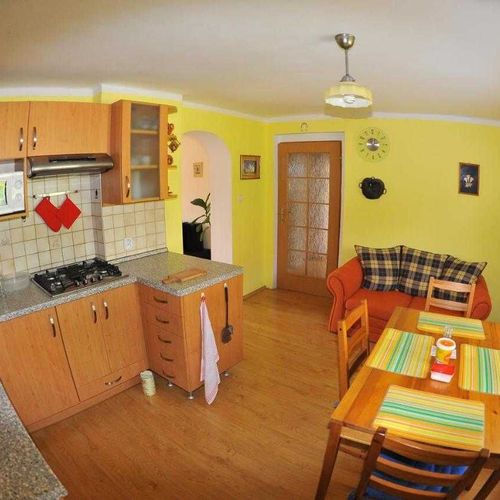 Apartman s vlastní kuchyňkou s terasou pro 5 os.