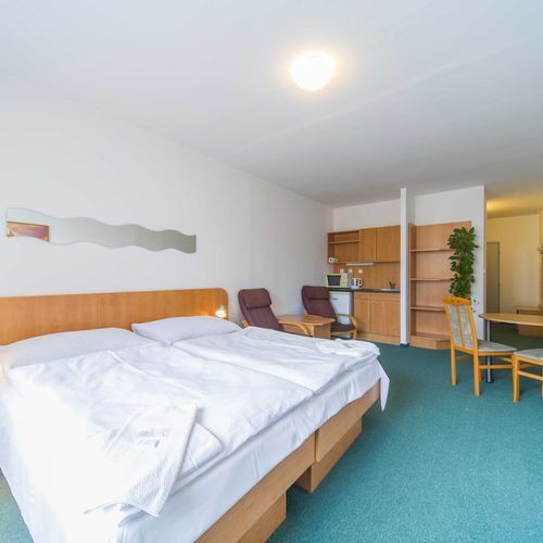 Pokój 2-osobowy z aneksem kuchennym