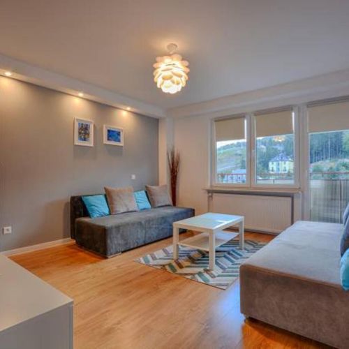 Apartament 4-osobowy na piętrze z widokiem na góry z 1 pomieszczeniem sypialnianym (możliwa dostawka)