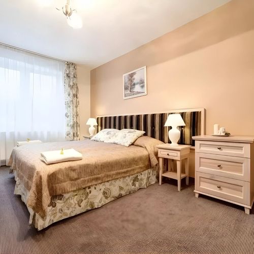 Apartament 4-osobowy z 2 pomieszczeniami sypialnianymi