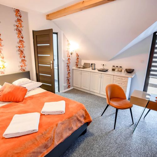 Apartament 2-osobowy pokój od strony basenu z 1 pomieszczeniem sypialnianym