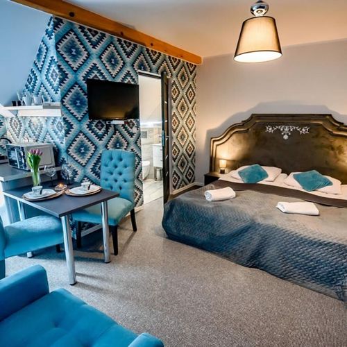 Apartament 3-osobowy pokój od strony basenu z 1 pomieszczeniem sypialnianym