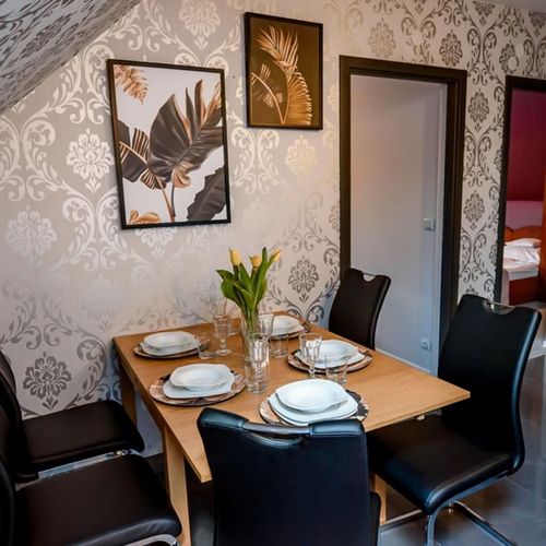 Apartament 5-osobowy z łazienką z 2 pomieszczeniami sypialnianymi