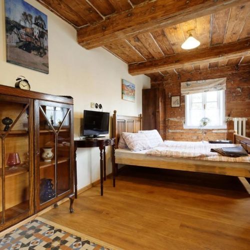 Apartament cu duș cu chicinetă proprie cu 1 camera pentru 2 pers.