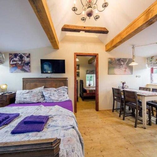 Apartman se sprchou s vlastní kuchyňkou pro 4 os. s 1 ložnicí