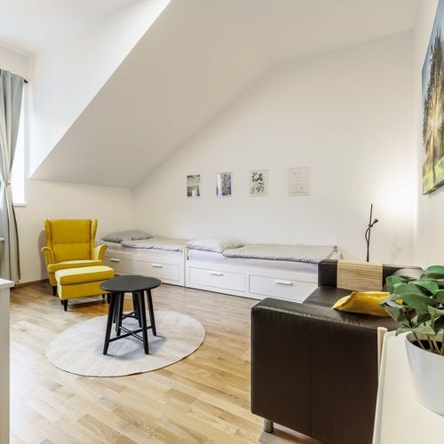 Apartman se sprchou pro 4 os. se 2 ložnicemi s výhledem na les (s možností přistýlky)