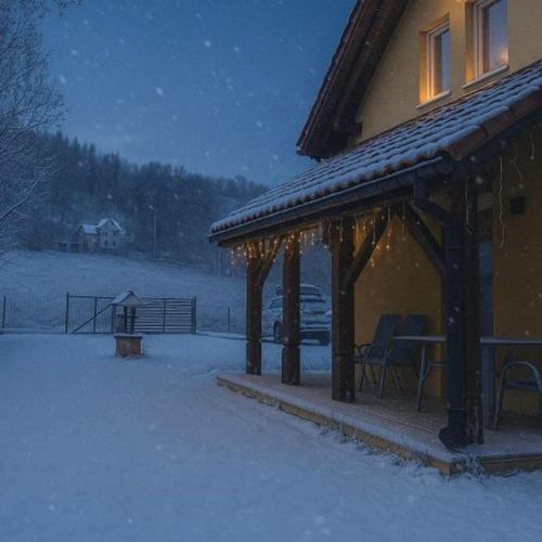 Domek całoroczny 9-osobowy z widokiem na ogród
