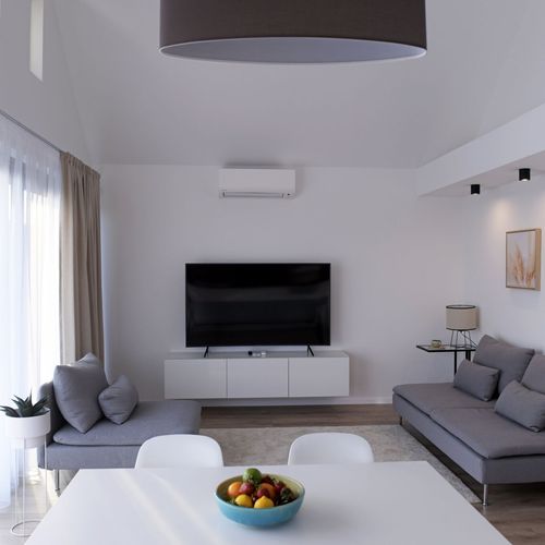 Apartman (jako celek) pro 4 os. s výhledem na jezero přízemní