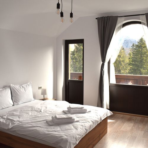 Apartament la mansardă cu 2 camere pentru 4 pers.