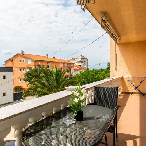 Apartament la etaj cu 2 camere pentru 4 pers.