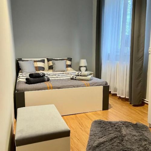 Apartament 4-osobowy na parterze z własną kuchnią z 2 pomieszczeniami sypialnianymi