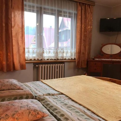 Apartament 4-osobowy z 2 pomieszczeniami sypialnianymi
