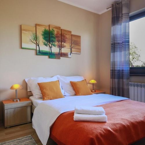 Apartament 6-osobowy na piętrze z widokiem na ogród z 3 pomieszczeniami sypialnianymi