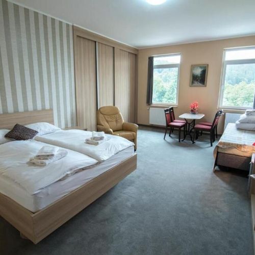 Apartament 8-osobowy z 3 pomieszczeniami sypialnianymi