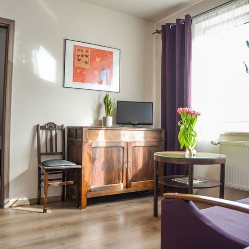 Apartament 5-osobowy na poddaszu Przyjazny podróżom rodzinnym z 3 pomieszczeniami sypialnianymi