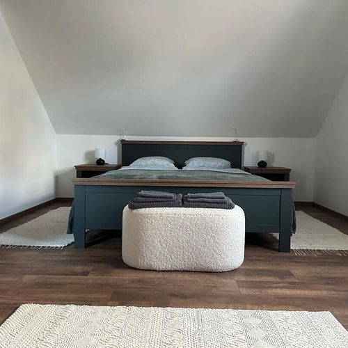 Casa rustică exclusive întreaga unitate pentru 8 pers. (se inchirieaza doar integral) (se poate solicita pat suplimentar)
