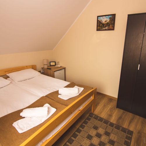 Pokój 2-osobowy na piętrze z widokiem na góry