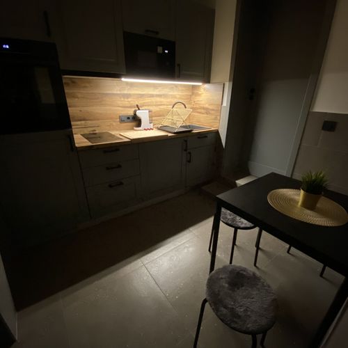 Apartament premium la parter cu 1 camera pentru 3 pers.