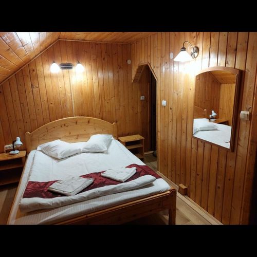 Camera dubla standard cu baie