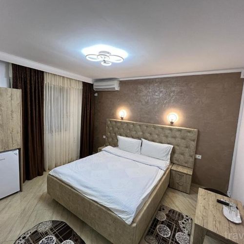 Apartament la parter cu 1 camera pentru 4 pers.